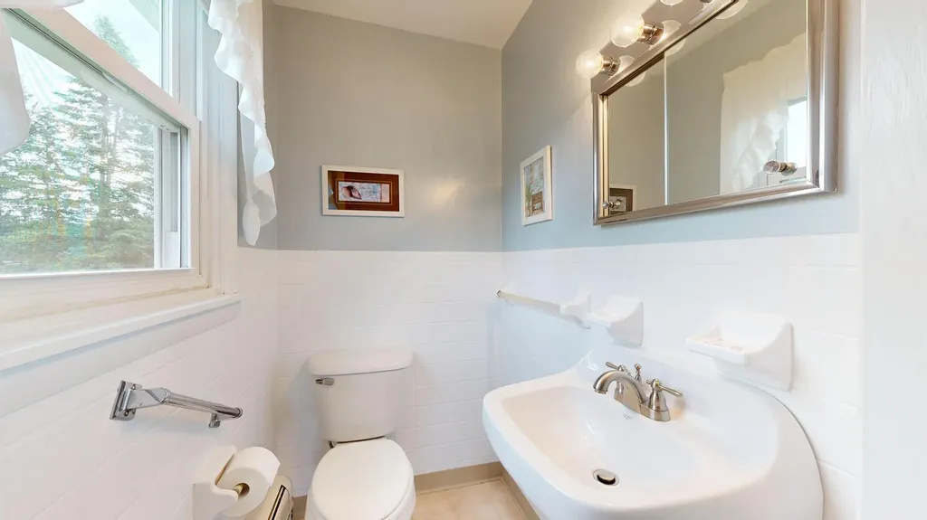 54 Brooks Avenue Lewiston ME 04240