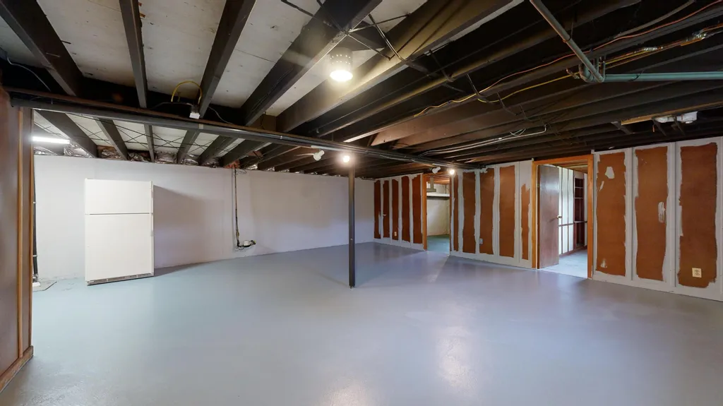 54 Brooks Avenue Lewiston ME 04240