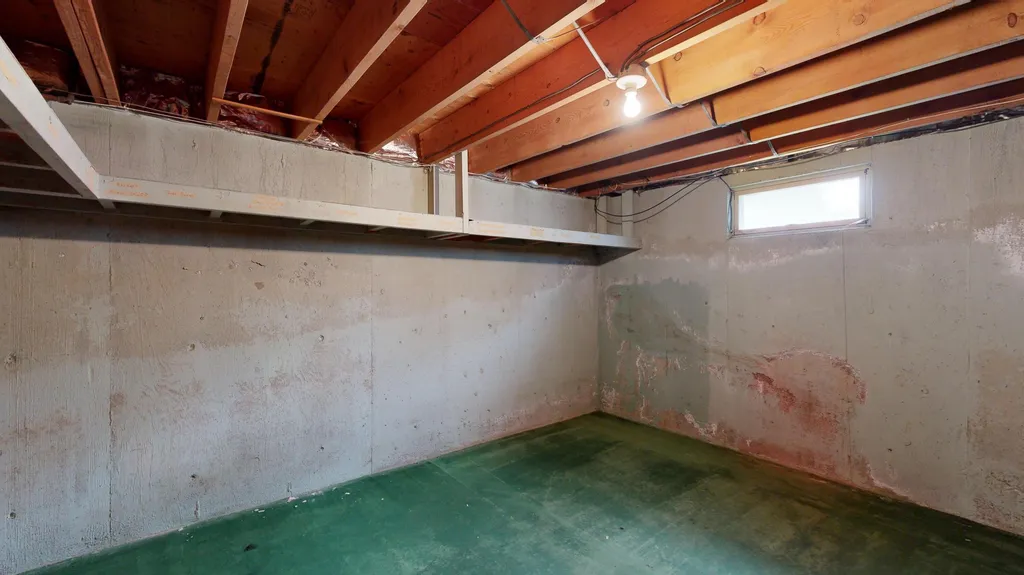 54 Brooks Avenue Lewiston ME 04240