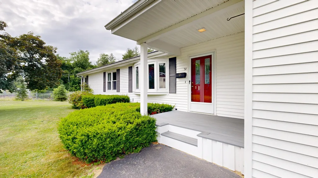 54 Brooks Avenue Lewiston ME 04240