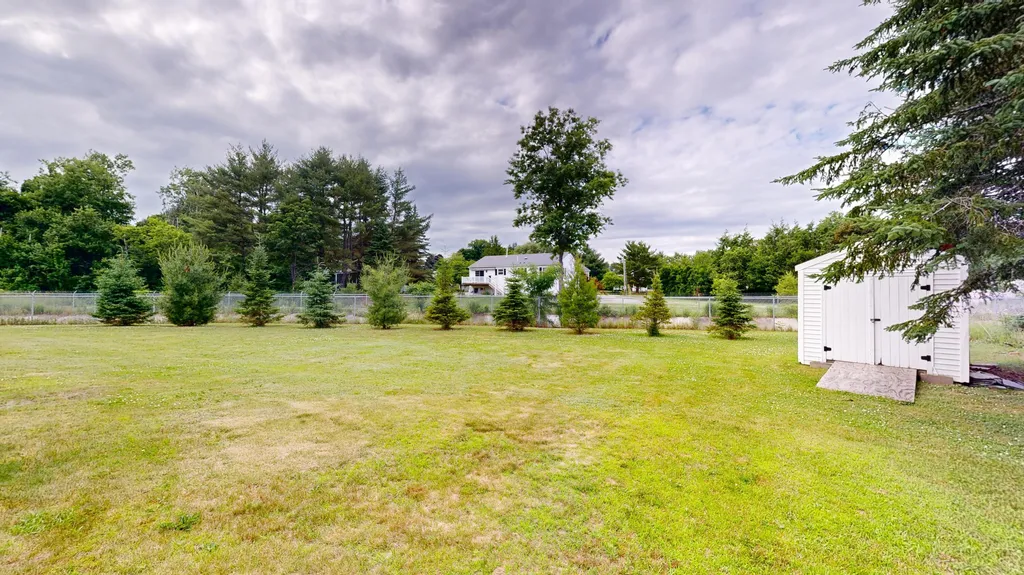54 Brooks Avenue Lewiston ME 04240