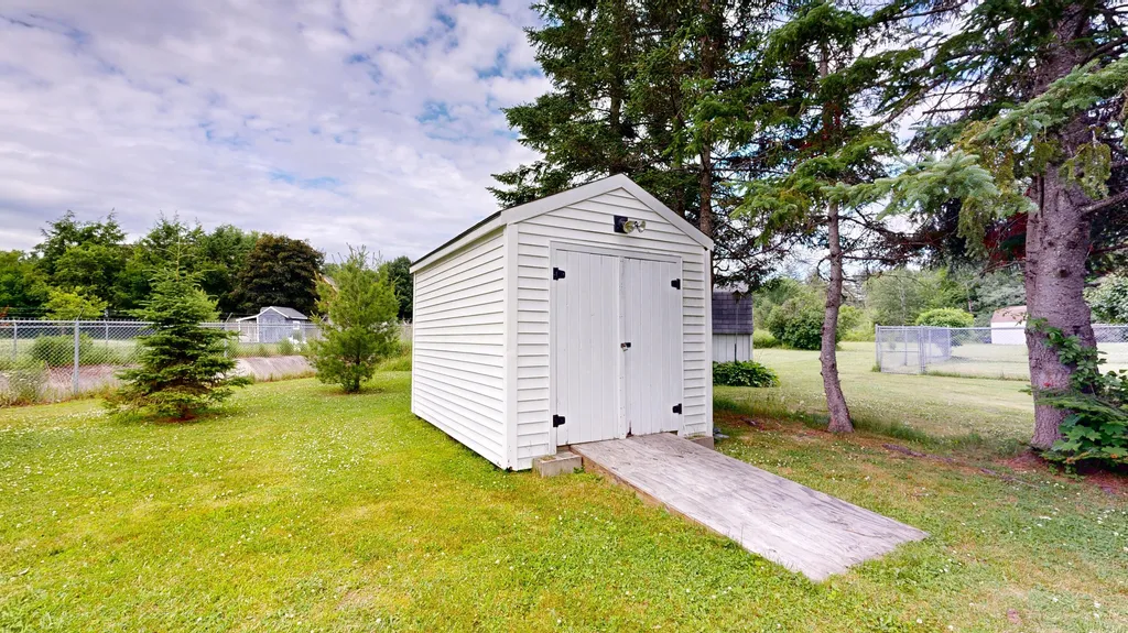 54 Brooks Avenue Lewiston ME 04240