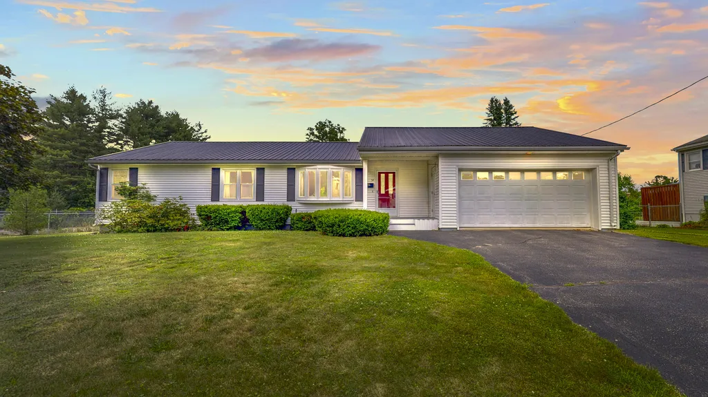 54 Brooks Avenue Lewiston ME 04240