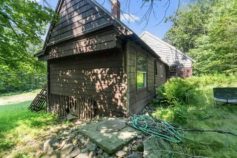 15 Sawyer Lane Sanford ME 04083