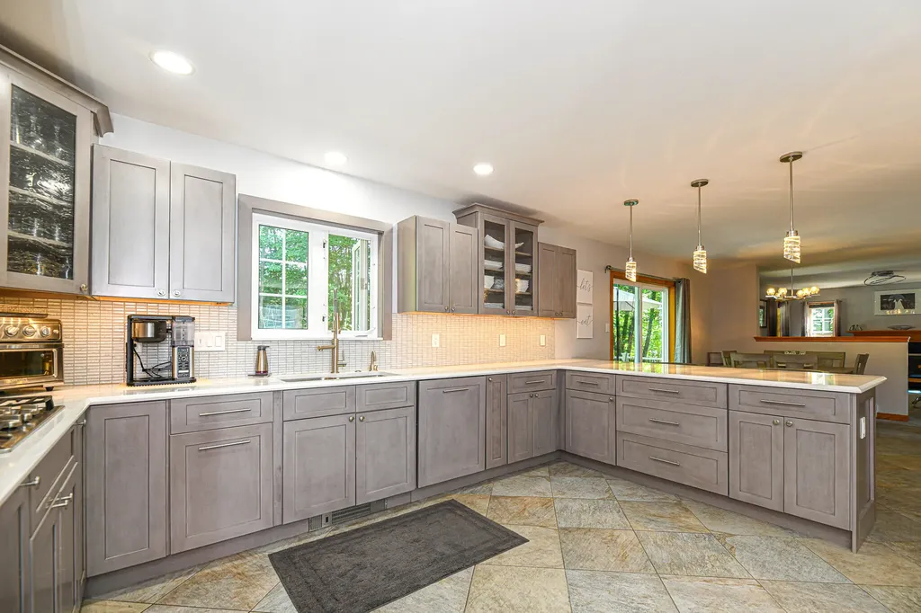 32 Remington Way Kennebunk ME 04043