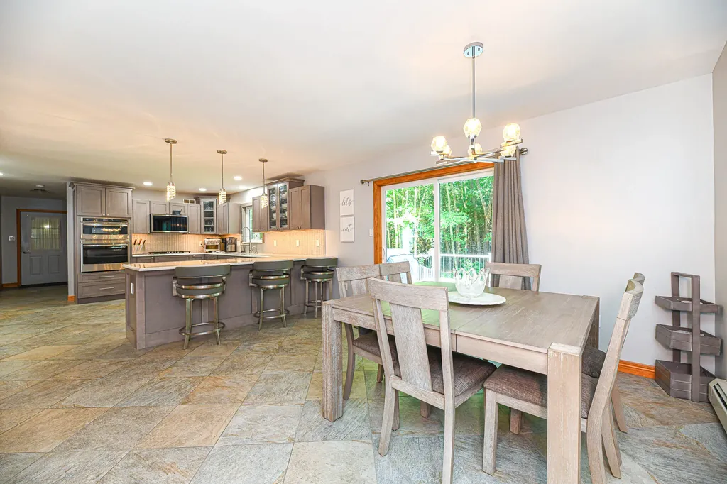 32 Remington Way Kennebunk ME 04043