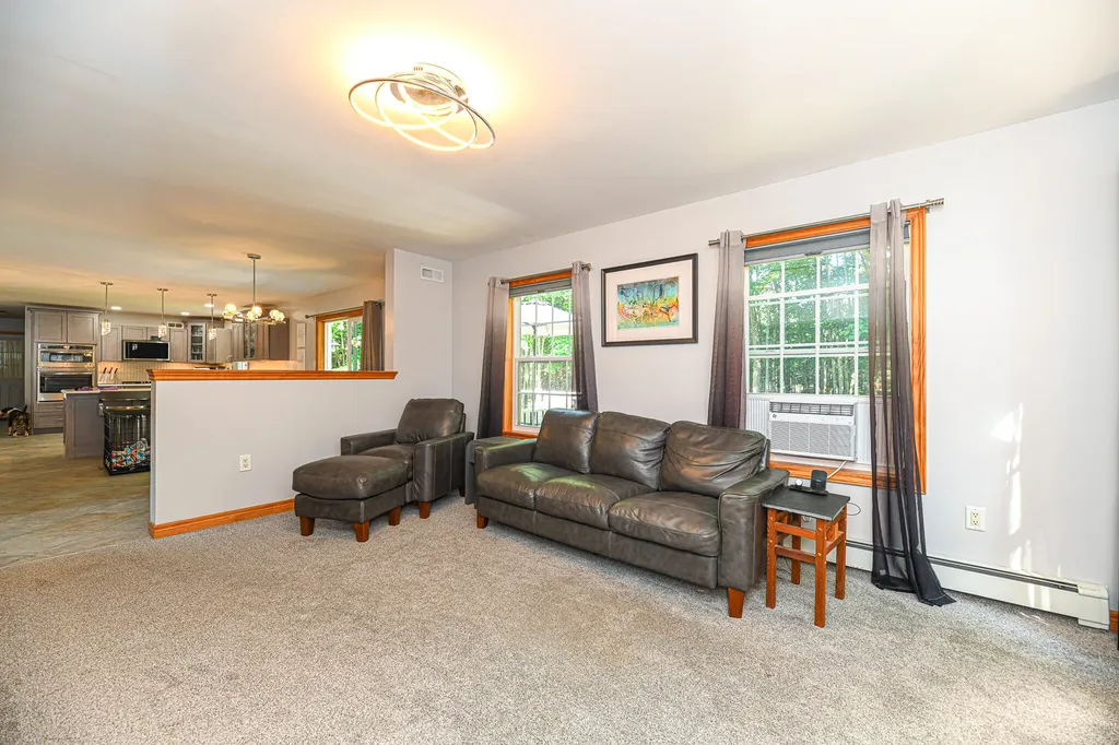 32 Remington Way Kennebunk ME 04043