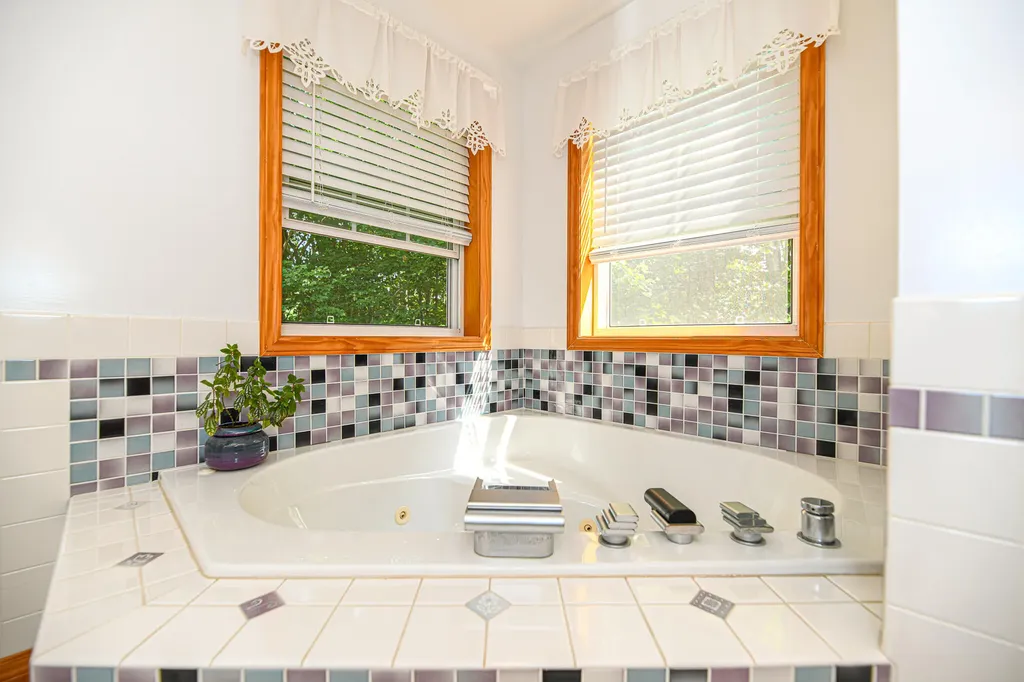 32 Remington Way Kennebunk ME 04043