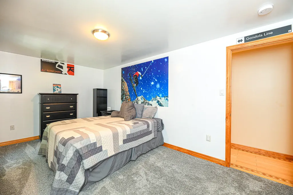 32 Remington Way Kennebunk ME 04043
