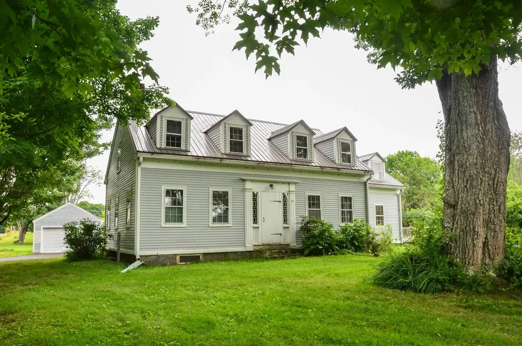 1263 River Road Bowdoinham ME 04008