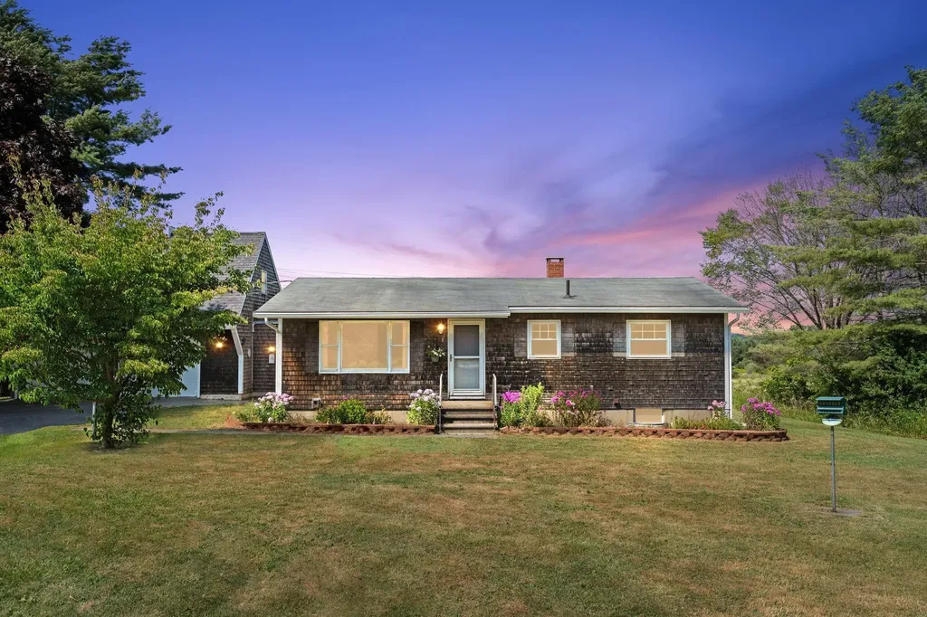 55 W Meadow Road Thomaston ME 04861