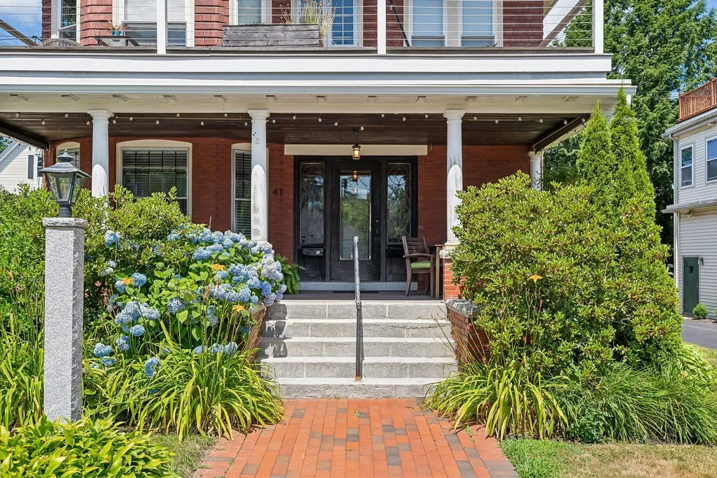 41 Coyle Street Portland ME 04101
