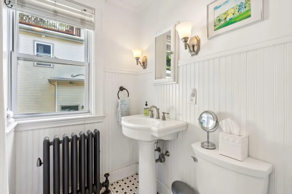 41 Coyle Street Portland ME 04101