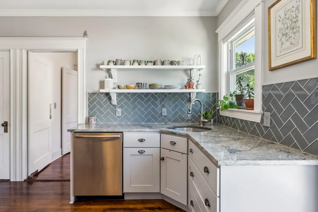 41 Coyle Street Portland ME 04101