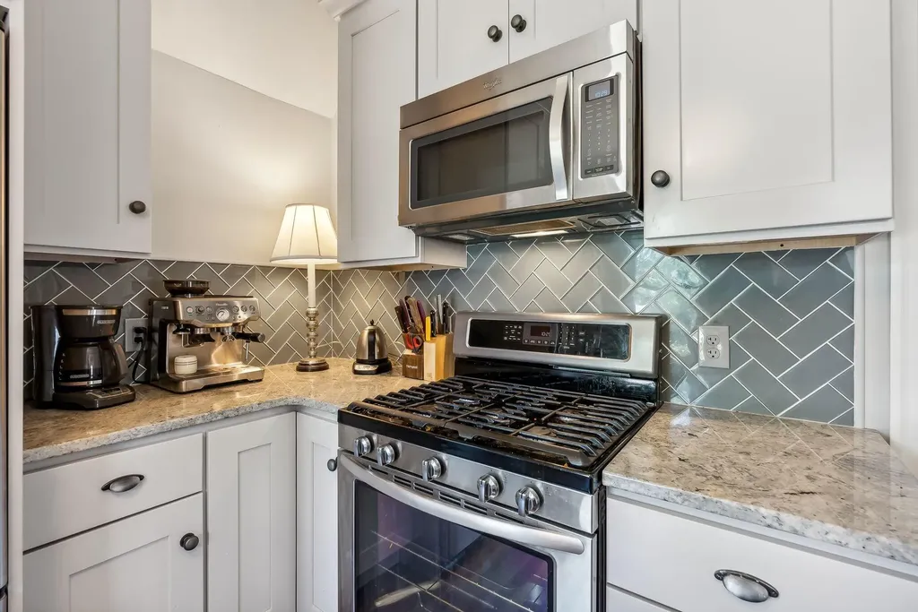 41 Coyle Street Portland ME 04101