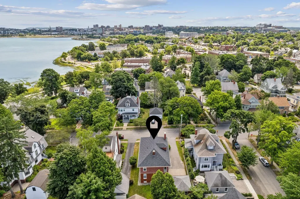 41 Coyle Street Portland ME 04101