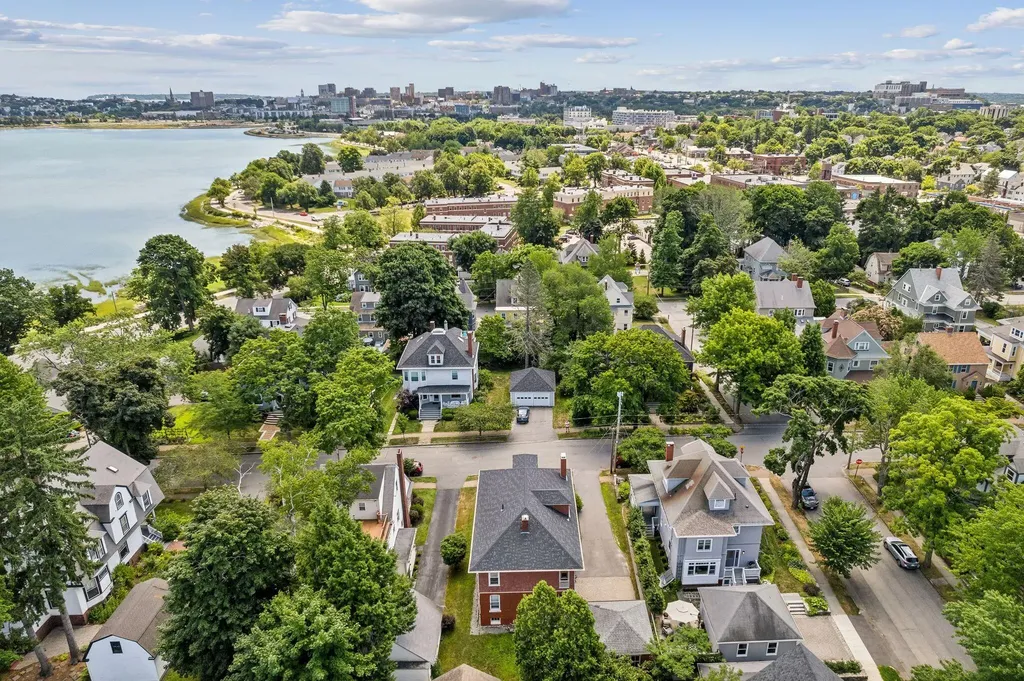 41 Coyle Street Portland ME 04101