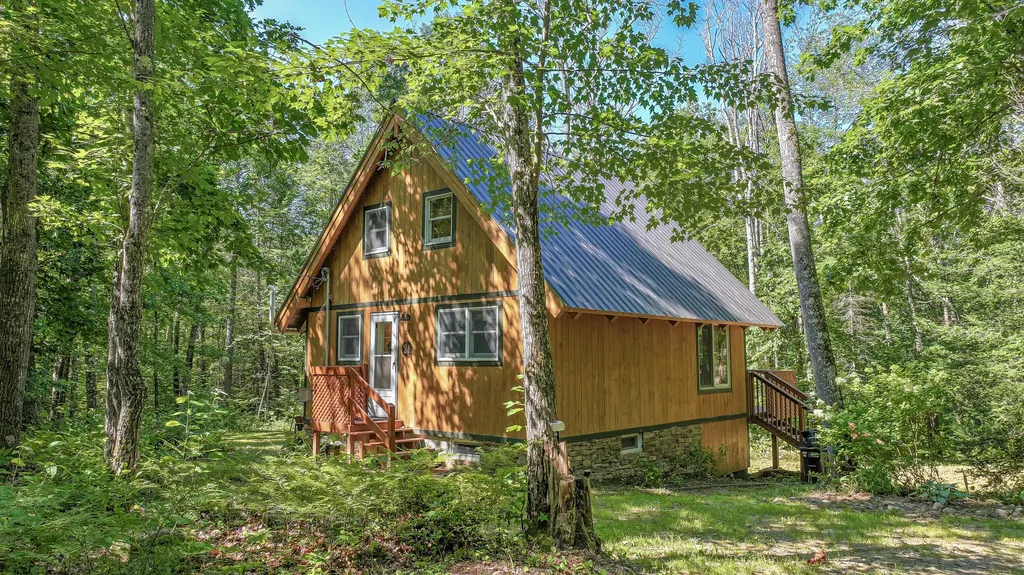 21 Bradley Pond Road Lovell ME 04051