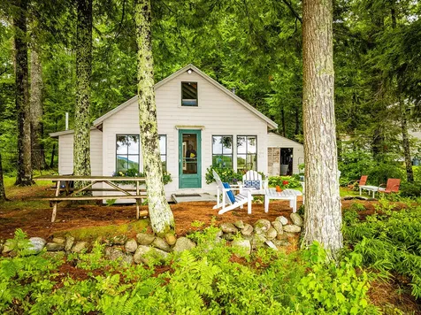 302 Crawfordsburn Lane Union ME 04862