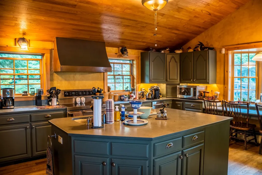 107 Barrows Point Road Newport ME 04953