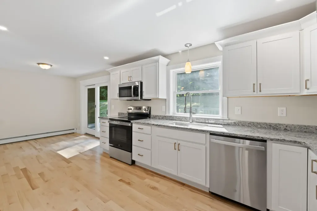 78 Coachman Avenue Auburn ME 04210