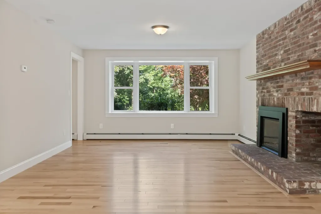 78 Coachman Avenue Auburn ME 04210