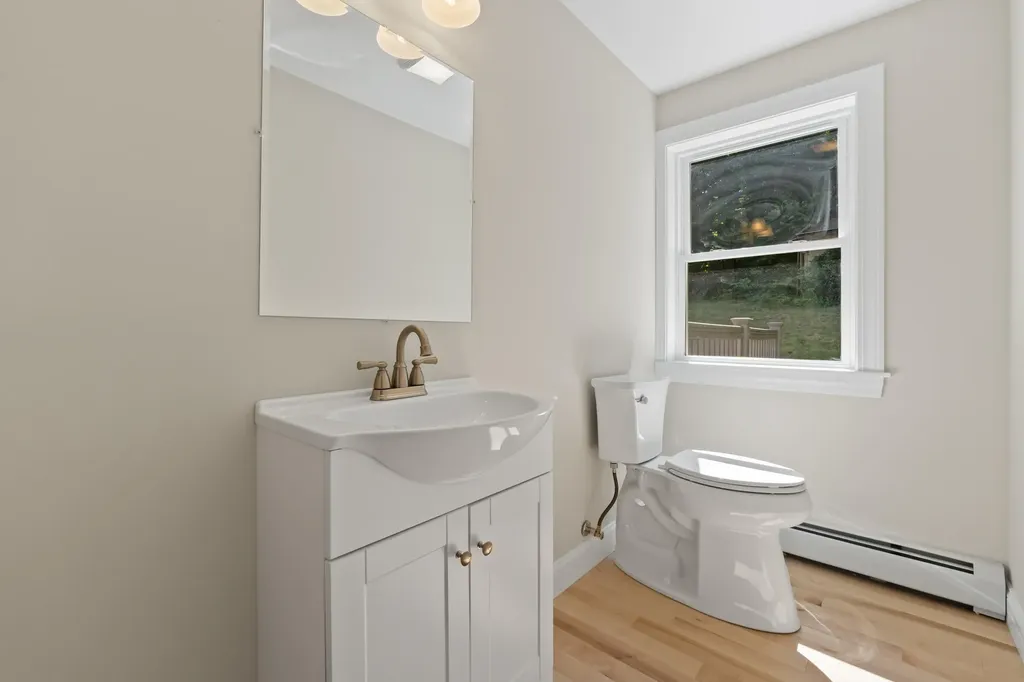 78 Coachman Avenue Auburn ME 04210