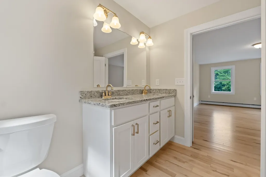 78 Coachman Avenue Auburn ME 04210