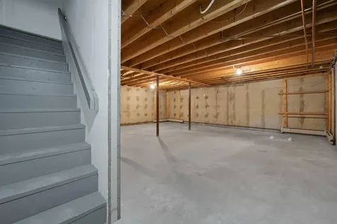 78 Coachman Avenue Auburn ME 04210
