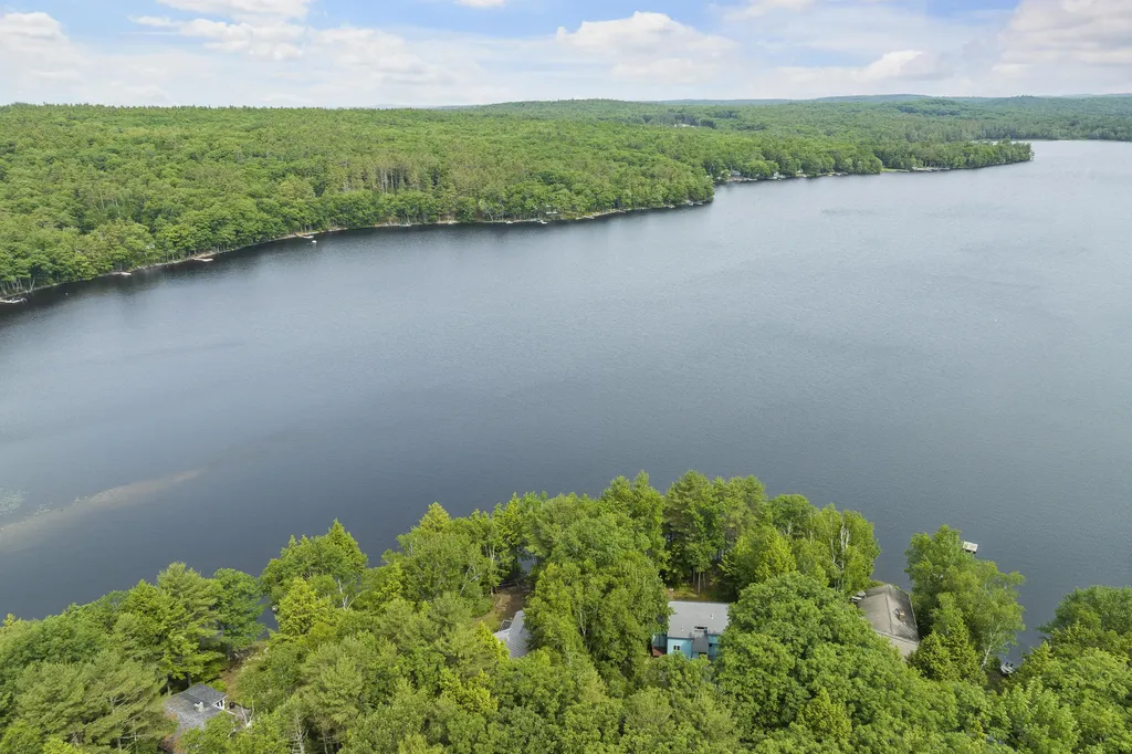 7 Cliffside Drive Jefferson ME 04348