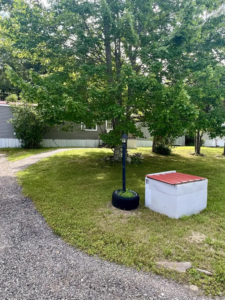 15 Blue Rock Road Monmouth ME 04259