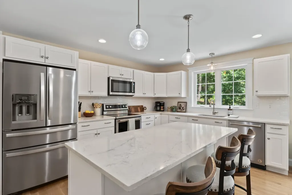 3 Thunder Hill Lane Kennebunkport ME 04046