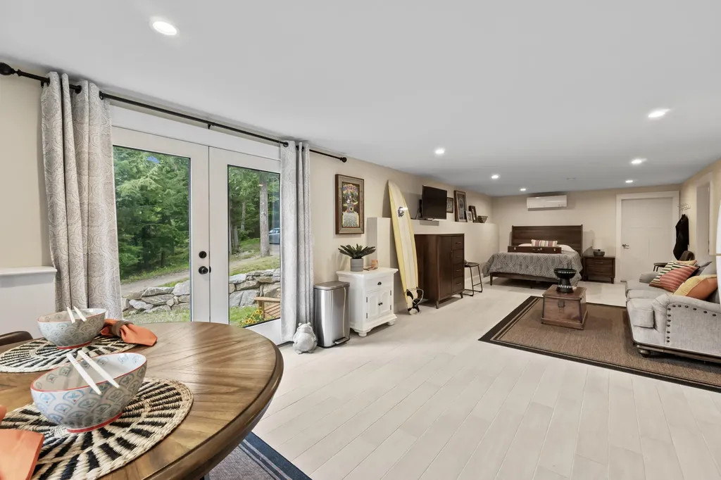 3 Thunder Hill Lane Kennebunkport ME 04046