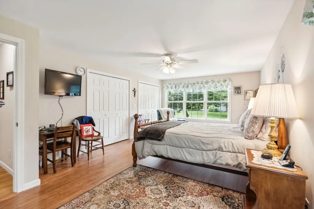 8 Brian Drive Brunswick ME 04011