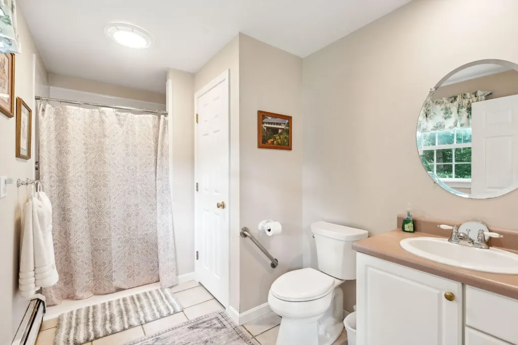 8 Brian Drive Brunswick ME 04011