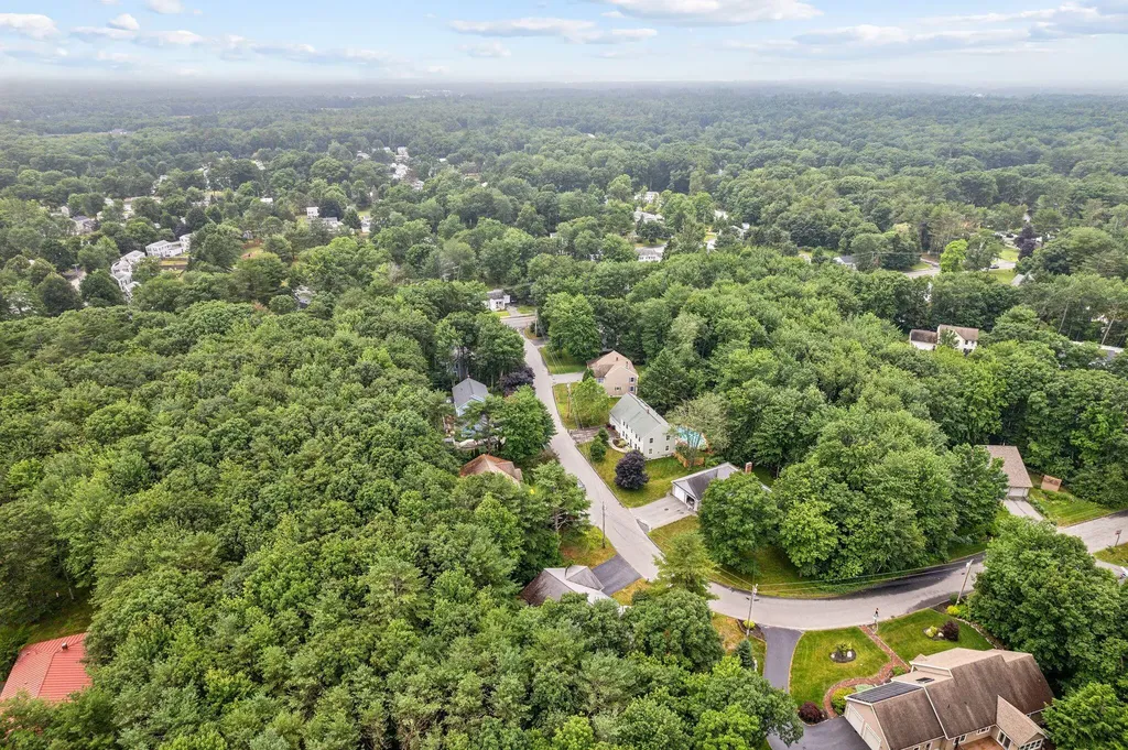 8 Brian Drive Brunswick ME 04011