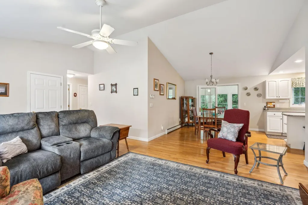 8 Brian Drive Brunswick ME 04011
