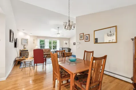 8 Brian Drive Brunswick ME 04011