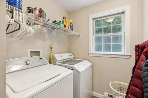 8 Brian Drive Brunswick ME 04011