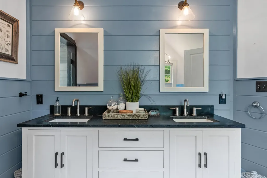 288 Arundel Road Kennebunkport ME 04046