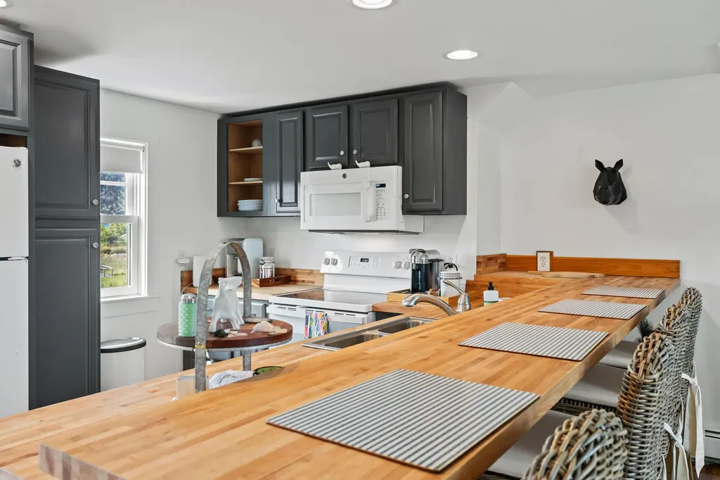 288 Arundel Road Kennebunkport ME 04046