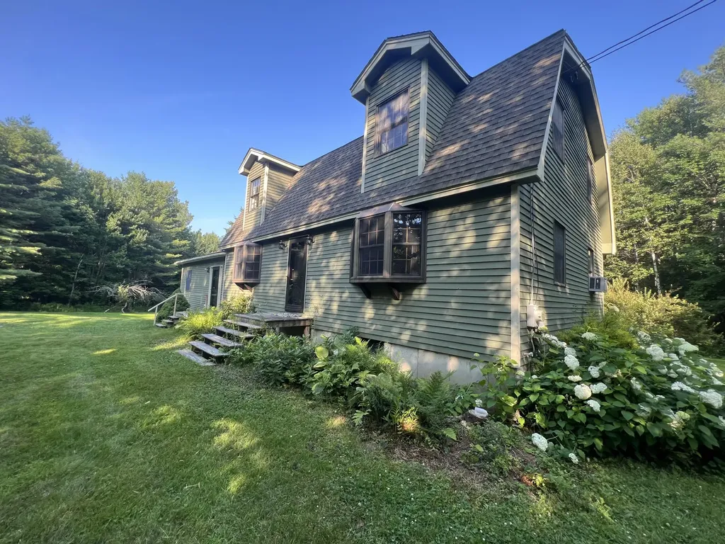 41 Heath Lane Hermon ME 04401