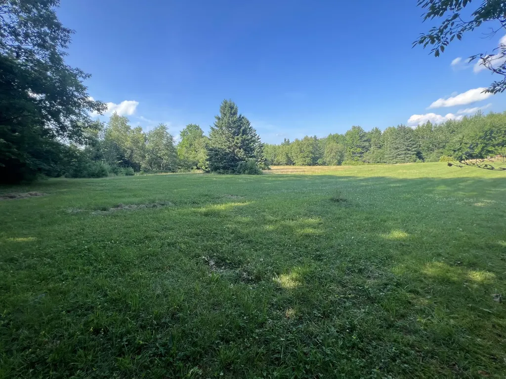 41 Heath Lane Hermon ME 04401