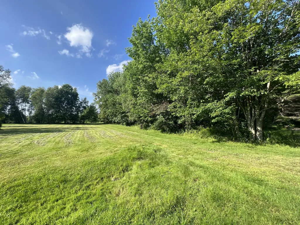 41 Heath Lane Hermon ME 04401