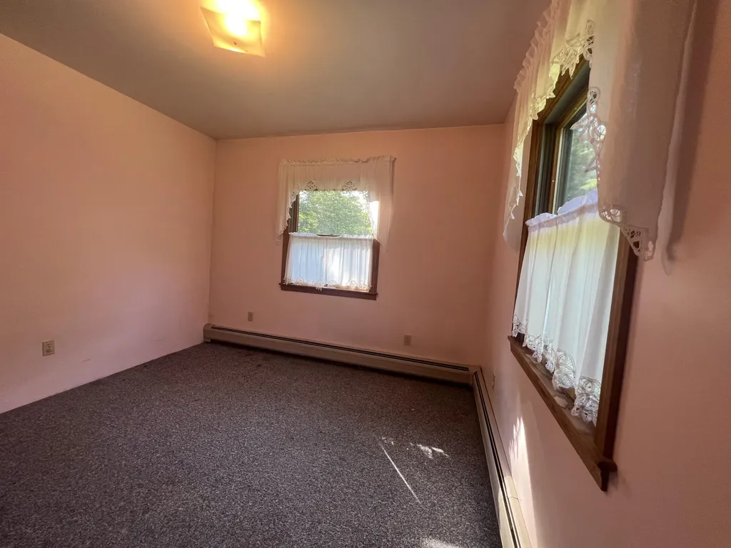 41 Heath Lane Hermon ME 04401
