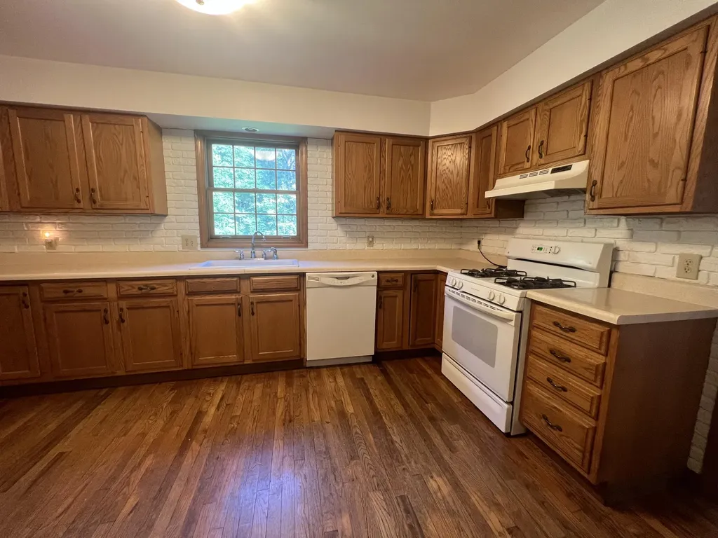 41 Heath Lane Hermon ME 04401