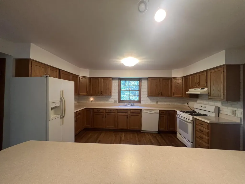 41 Heath Lane Hermon ME 04401