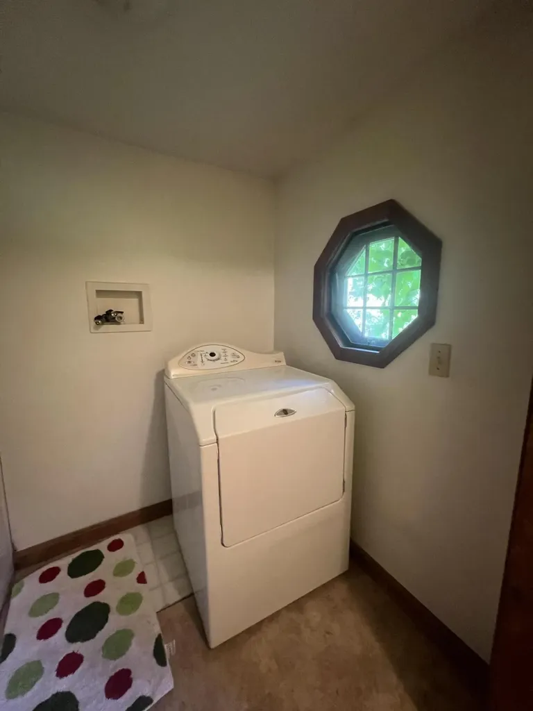41 Heath Lane Hermon ME 04401