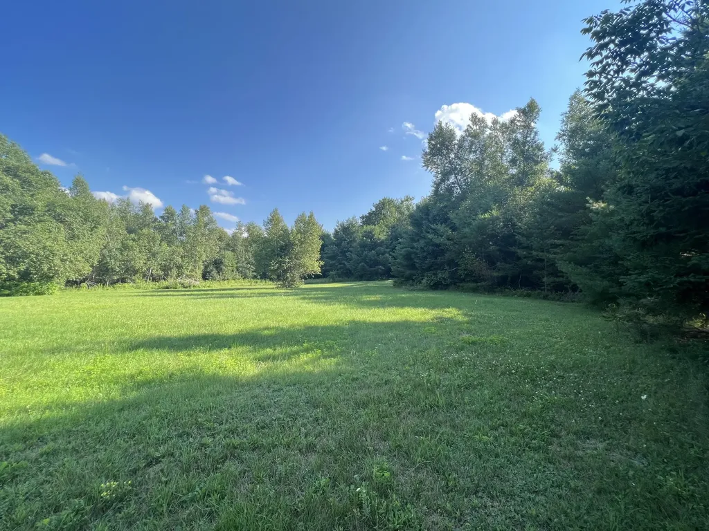 41 Heath Lane Hermon ME 04401
