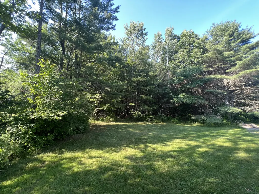 41 Heath Lane Hermon ME 04401